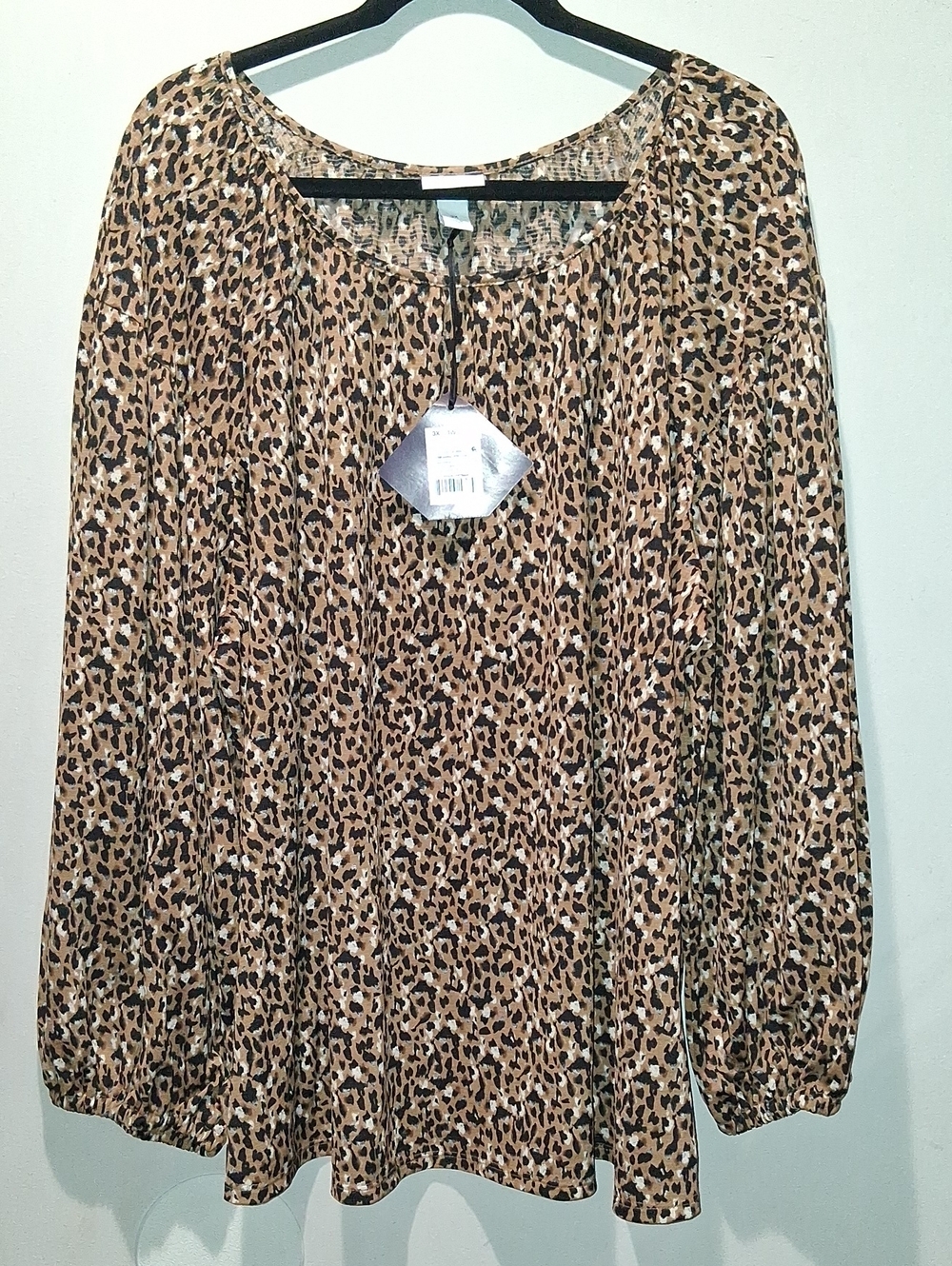 Ava & Viv Leopard Print Long Sleeve Blouse - Tan/Black